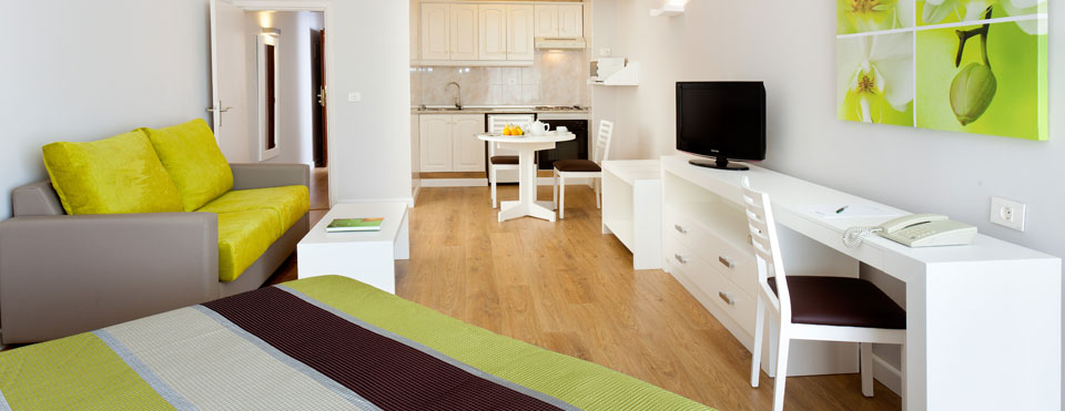 Apartamentos Parque Vacacional Edén